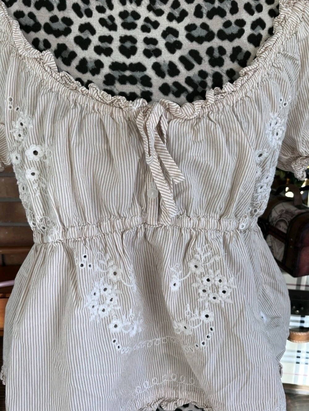 Anthropologie Puff Sleeve Embroidered Babydoll Top - Picture 3 of 5